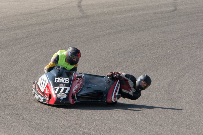 devlin driving sidecar777